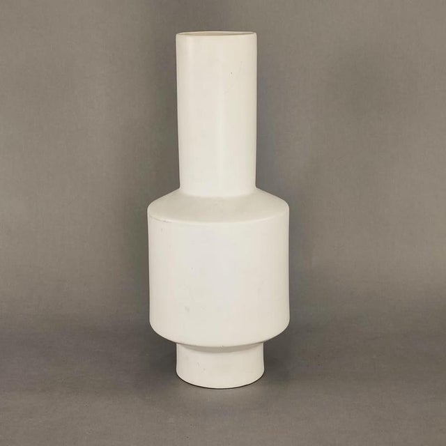 1970s Large Italian White Ceramic Vases, 1970s, Set of 2 For Sale - Image 5 of 7