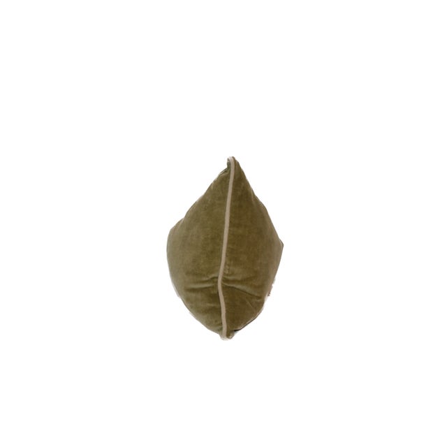 Mid-Century Modern Pair of Heirloom Velvet Lumbar Pillows With Feather Inserts For Sale - Image 3 of 4