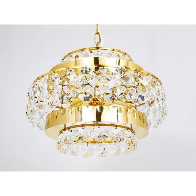 Gold-Plated Bakalowits Brass Chandelier with Diamond Crystals from Bakalowits & Söhne, Austria, 1970s For Sale - Image 6 of 11