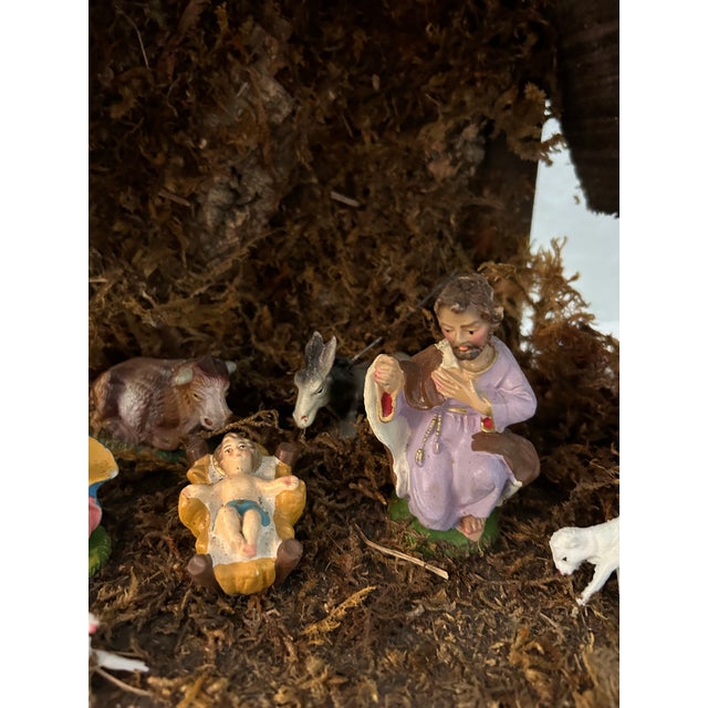 Vintage Italian Nativity Crèche For Sale In West Palm - Image 6 of 10