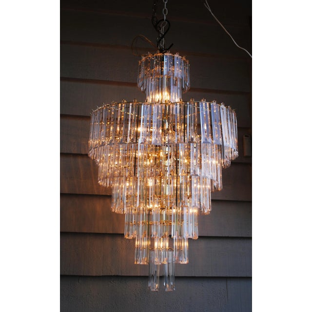 Late 20th Century Hollywood Regency Style 8 Tier Wedding Cake Lucite Chandelier For Sale - Image 4 of 6