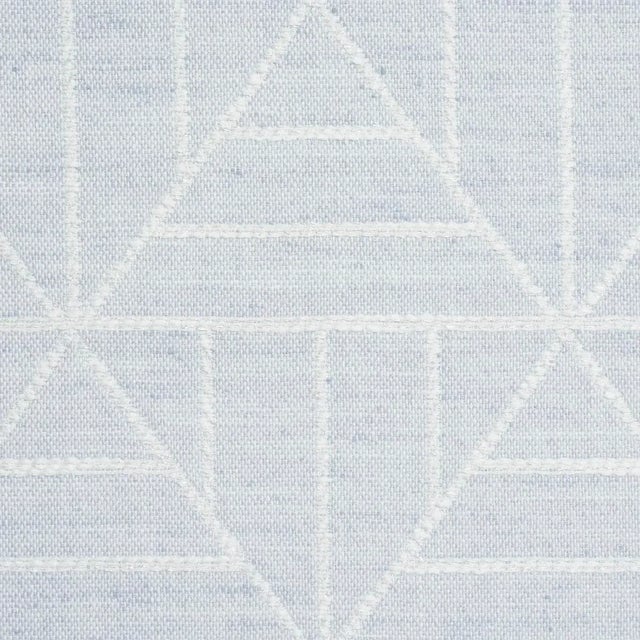 Contemporary Schumacher Payne Fabric In Artic For Sale - Image 3 of 5