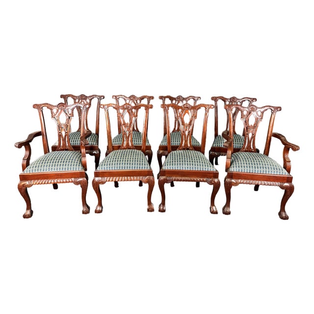 Late 20th Century Set of 8 Carved Mahogany Chippendale-Style Dining Chairs For Sale