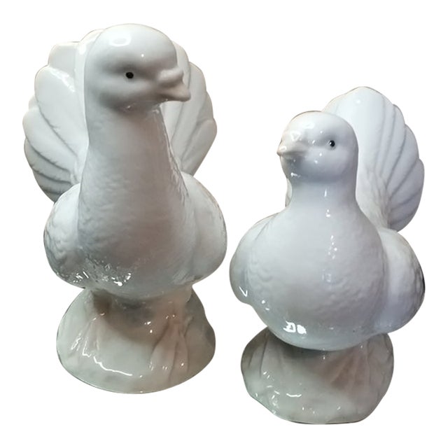 Gorgeous Pair of Homco Dove Porcelain Figurines. For Sale