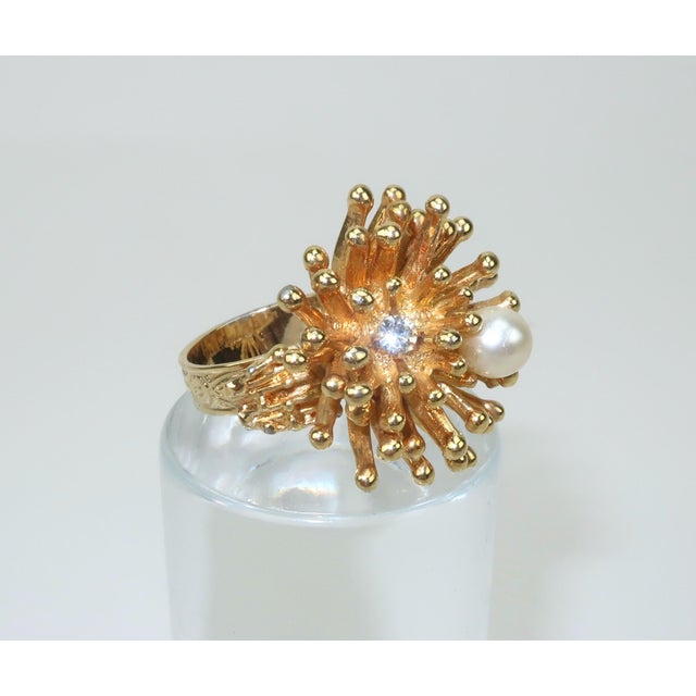 Mid-Century Modern Sarah Coventry Starburst Gold Tone Cocktail Ring For Sale - Image 3 of 10