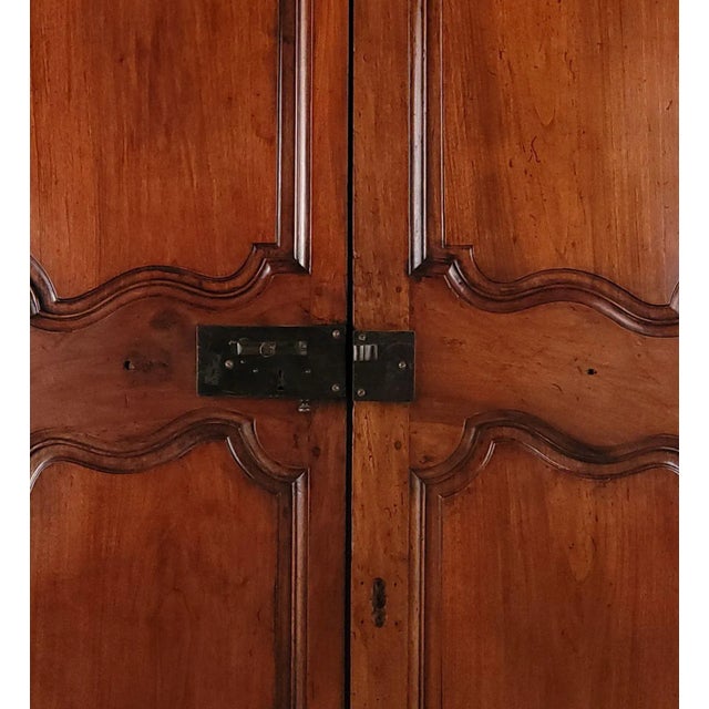 Brown Pair of Walnut Doors, France, 18th/19th Century For Sale - Image 8 of 8