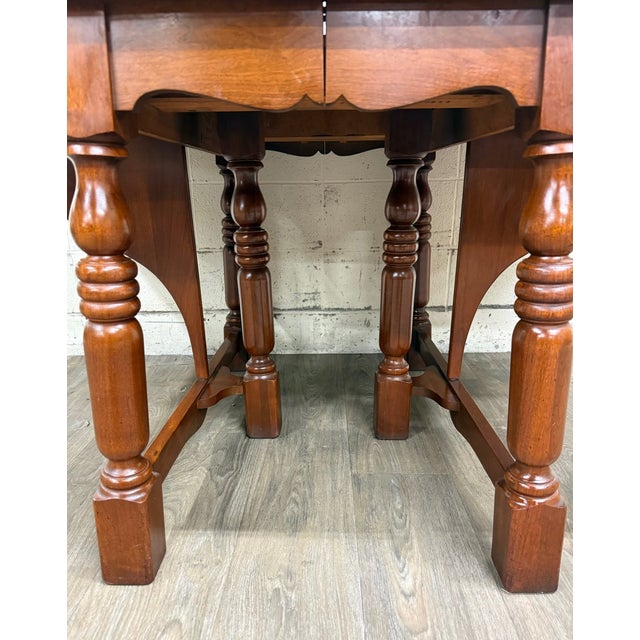 Mid 20th Century Vintage Early American Colonial Revival Willam & Mary Style Walnut Dining Table For Sale - Image 5 of 14
