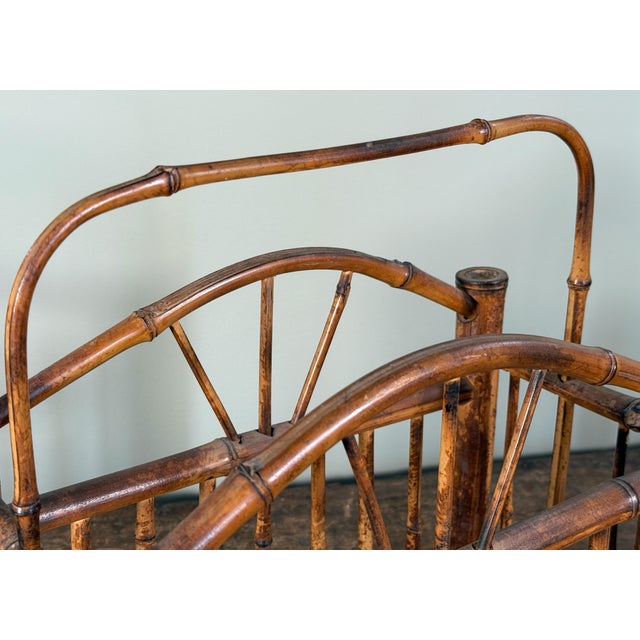 Mid 20th Century Burnt Bamboo Magazine Rack Chinoiserie Hollywood Regency Rattan Style Holder For Sale - Image 5 of 7