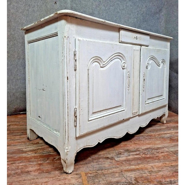 White Small Rustic Louis XV Sideboard in Natural Painted Wood For Sale - Image 8 of 10