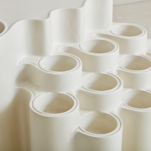 White Fiberglass Planter or Bar Cart on Wheels in the Style of Joe Colombo For Sale In Chicago - Image 6 of 11