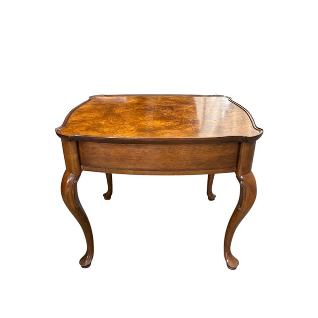 Queen Anne Mid 20th Century Ethan Allen Knob Creek Burl Wood Side Table For Sale - Image 3 of 11