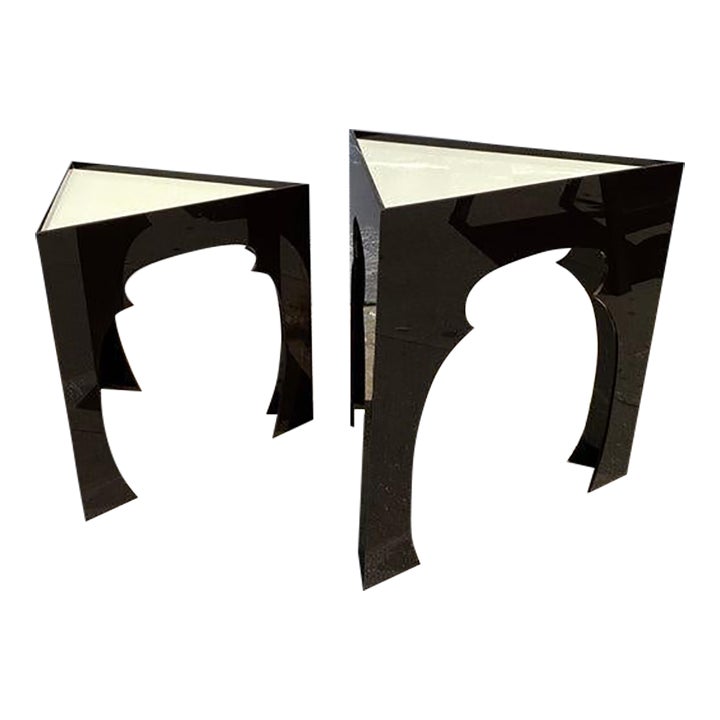 1970's Stackable Acrylic Triangle Side Tables - Set of 2 | Chairish