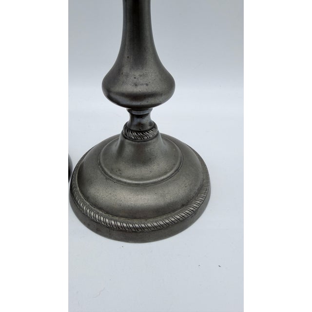 Antique Pair of American Pewter Candlesticks With Push Up Rods, Circa 1820s–1830s For Sale - Image 10 of 14