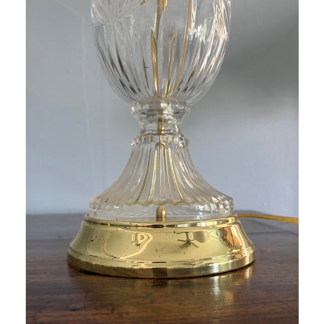 Vintage Hollywood Regency Cut Crystal & Brass Table Lamp For Sale In Greensboro - Image 6 of 9