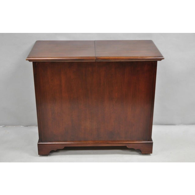 Vintage Drexel Heritge Georgian Style Cherry Wood Dry Bar Server Cabinet For Sale - Image 10 of 12