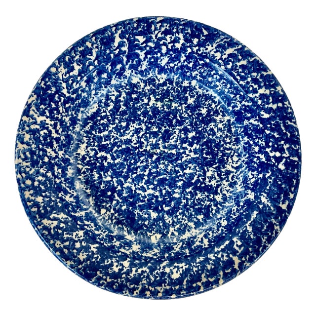 Vintage Americana Arts & Crafts Folk Art Blue Sponge Ware Serving Bowl. For Sale