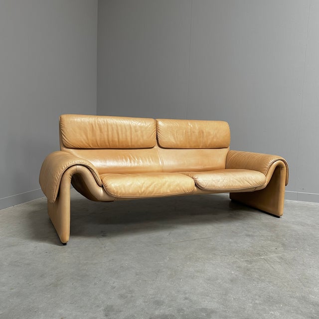 Mid-Century Modern DS2011 Sofa in Leather from de Sede, Switzerland, 1980s For Sale - Image 3 of 9
