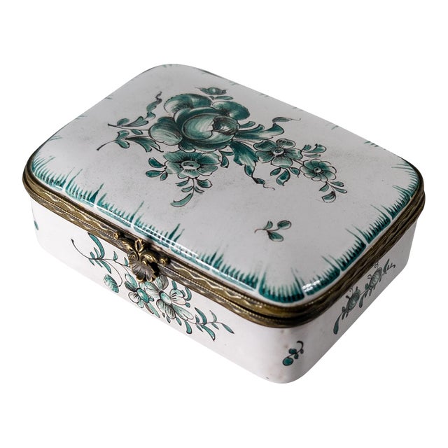19th Century French Rouen Faience Trinket Box With Green Floral Decoration For Sale