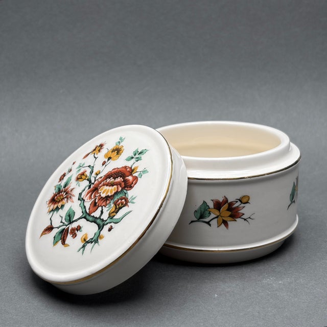 Ceramic Vintage Sadler England Indian Tree Floral Ginger Jar With Gold Trim For Sale - Image 7 of 10