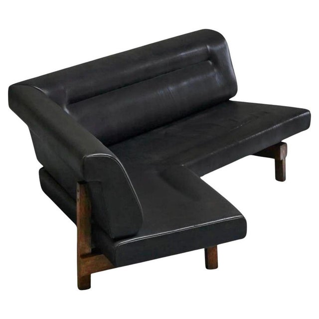 Vintage Boomerang Sofa in Wengé and Black Leather by Martin Visser, 1970 For Sale - Image 16 of 16