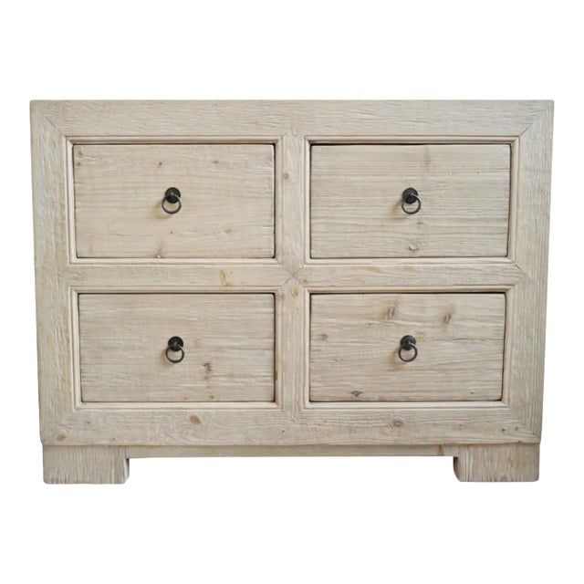 Coastal Farmhouse Weathered Four Drawer Dresser For Sale