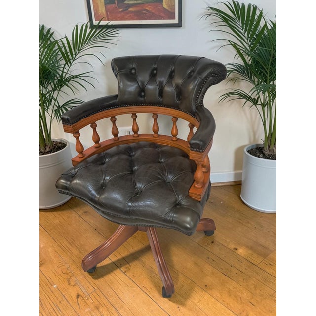 Vintage Chesterfield Chair in Green Leather, 1980s For Sale - Image 4 of 17