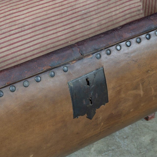 Antique 18th Century Cylindrical Coach Trunk, 1700s For Sale - Image 16 of 18