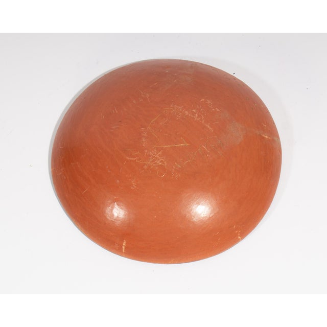 Signed Santo Domingo Pottery Bowl by Hilda Coriz For Sale - Image 9 of 9
