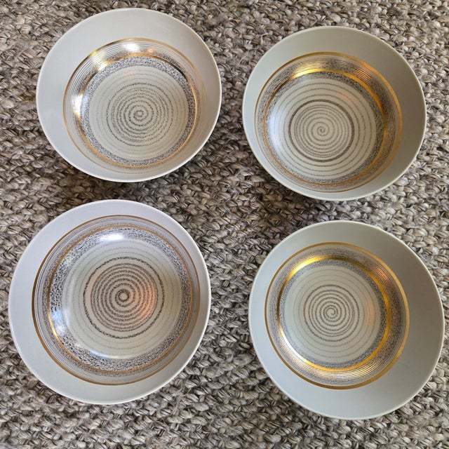 Late 20th Century Mid-Century Modern Sascha Brastoff Roman Coin Fine China Set 26 Pieces Plates + Bowls + Serving Luxury For Sale - Image 9 of 12