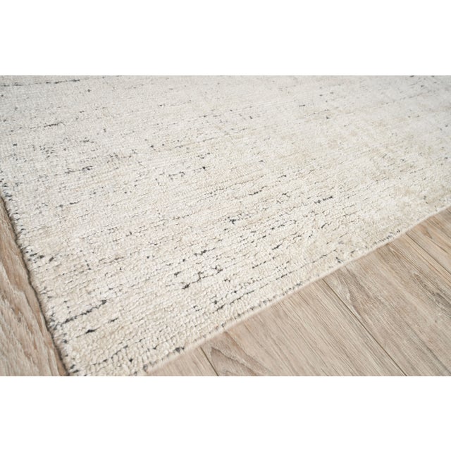 The Montero collection features a versatile color palette, a rich, striated texture and soft, resilient PET fibers. This...