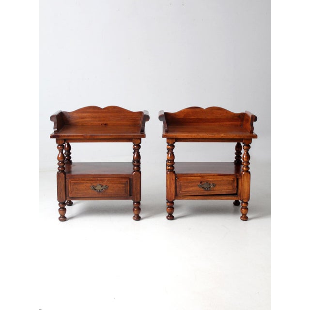 Wood Vintage Colonial Revival End Tables Pair For Sale - Image 7 of 15