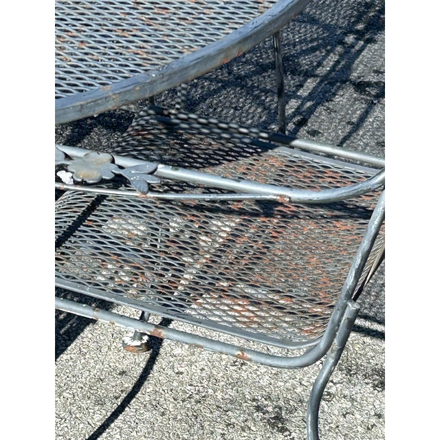 Vintage Russell Woodard Wrought Iron Patio Set Table & 4 Chairs, Attributed For Sale - Image 11 of 12