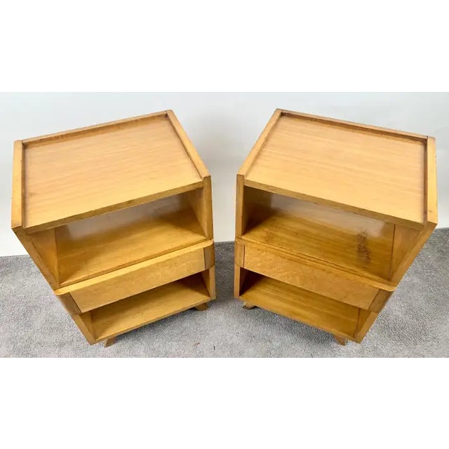 Mid-Century Modern Mid-Century Modern R-Way Birdseye Maple Nightstand or End Table , a Pair For Sale - Image 3 of 18