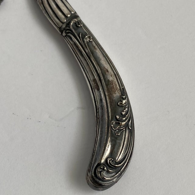 Metal Pairpoint Crumber Set Tray & Crumb Knife Scraper Silver Plated Quadruple Plate Antique Art Nouveau Style For Sale - Image 7 of 8