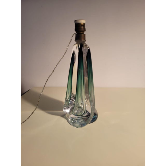 Glass Emerald Green Crystal Table Lamp attributed to Val Saint Lambert, 1950s For Sale - Image 7 of 15