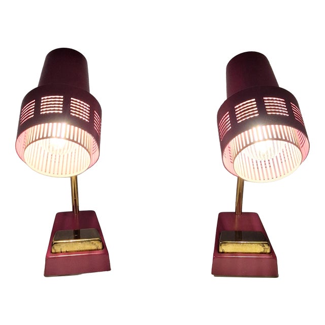 Mid-Century Bedside Lamps in Red Lacquered Metal with Brass Accents, 1960s, Set of 2 For Sale