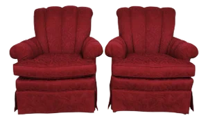 Hickory White Lounge Chairs, a Pair