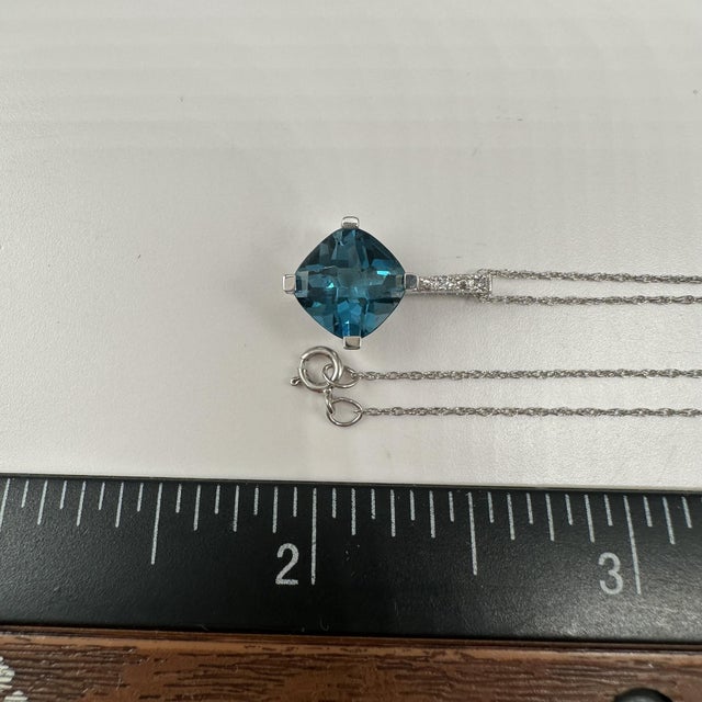Early 21st Century Topaz & Diamond Necklace in 10kt White Gold – London Blue, 18in, New For Sale - Image 5 of 5