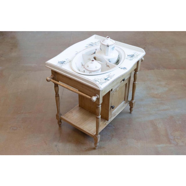 Late 19th Century French Sarreguemines Late 19th Century Miniature Sink with Pastoral Scenes For Sale - Image 5 of 11