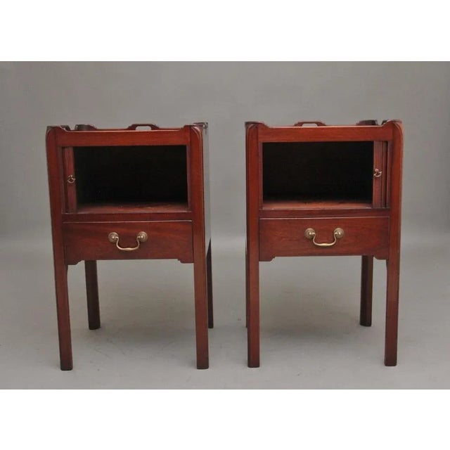 Wood Georgian Mahogany Tray Top Bedside Cabinets, 1960s, Set of 2 For Sale - Image 7 of 10