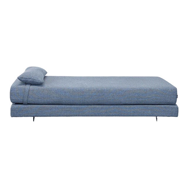 Design Within Reach Modern Daybed Sofa With Pillow For Sale