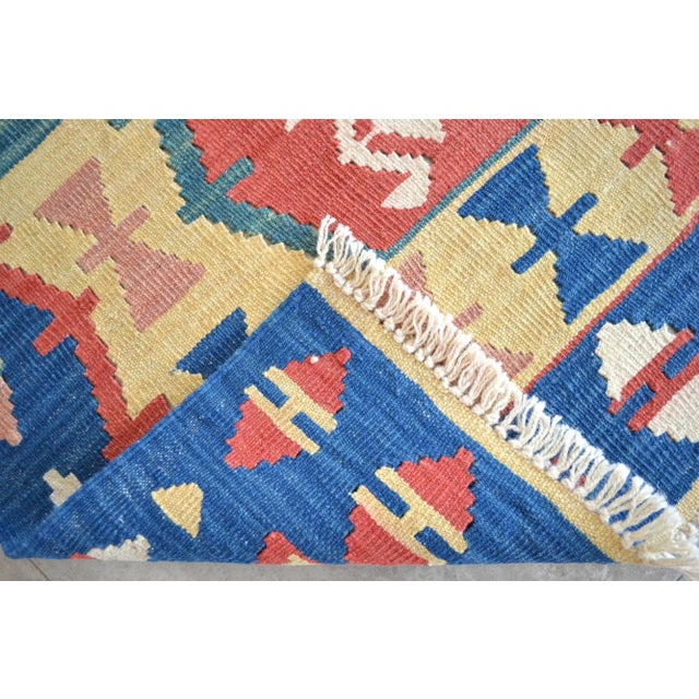1980s Vintage Hand Woven Turkish Rug Flat Weave Wool Area Kilim Oushak Rug For Sale - Image 6 of 7