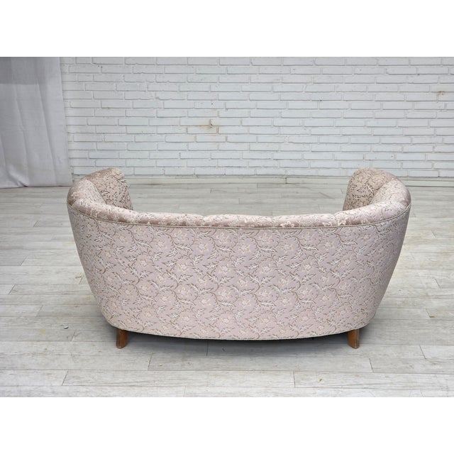 Danish 2-Seater Banana Sofa in Light Green-Gray Furniture Velour, 1970s For Sale - Image 13 of 18