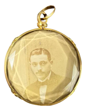 Antique French 18k Yellow Gold Faceted Glass Photo Pendant Locket, 1890s
