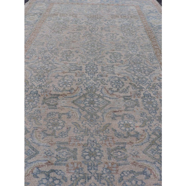 Tribal Elegant Antique Bidjar Rug With Subtle Floral Motifs and Soft Blue and Beige Palette For Sale - Image 3 of 10