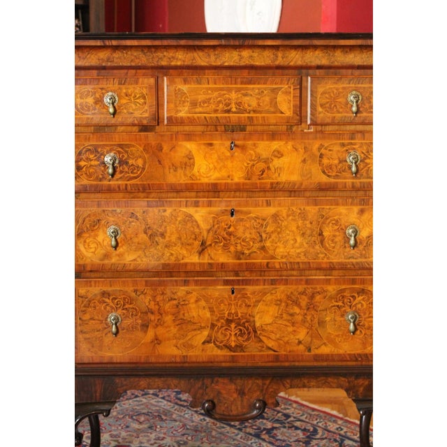 George II Burl Walnut and Marquetry Hightboard, 1890s For Sale - Image 3 of 18