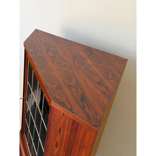 Wood Mid Century Danish Rosewood Corner Cabinet – Vintage Scandinavian Display Cabinet 1960s For Sale - Image 7 of 10