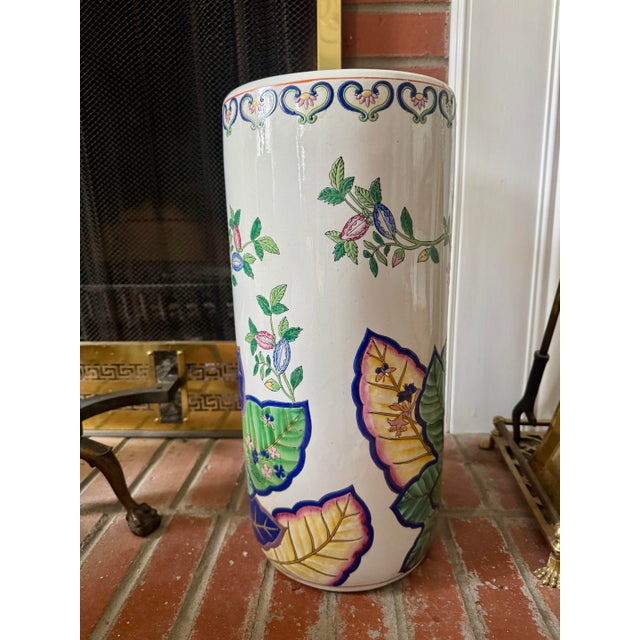 Late 20th Century 20th Century Chinese Export Tobacco Leaf Umbrella Stand For Sale - Image 5 of 11