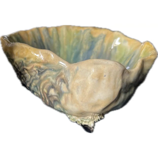 Pair of 1920s French Oyster-Shaped Vintage Nut & Olive Dishes – Set of 2 Serving Bowls For Sale - Image 9 of 10