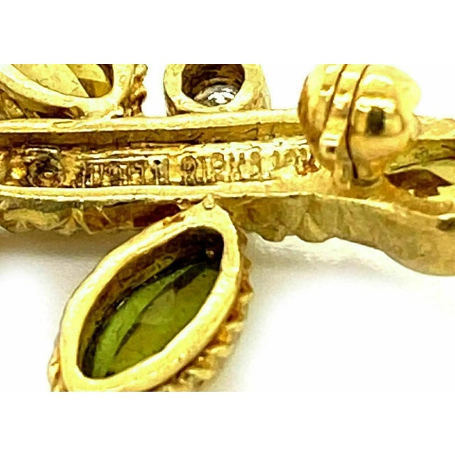 Judith Ripka Diamond & Gems 18k Yellow Gold Leaf Stem Brooch For Sale In Miami - Image 6 of 7